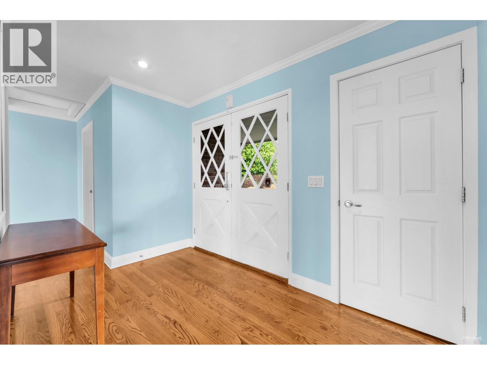 2558 Mathers Avenue, West Vancouver, British Columbia  V7V 2J1 - Photo 3 - R3043419