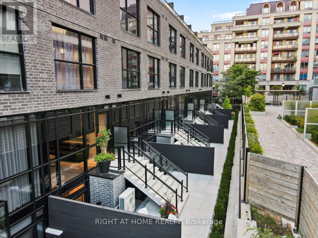 25 - 12 Dervock Crescent, Toronto (Bayview Village), Ontario  M2K 1A7 - Photo 19 - C12379199