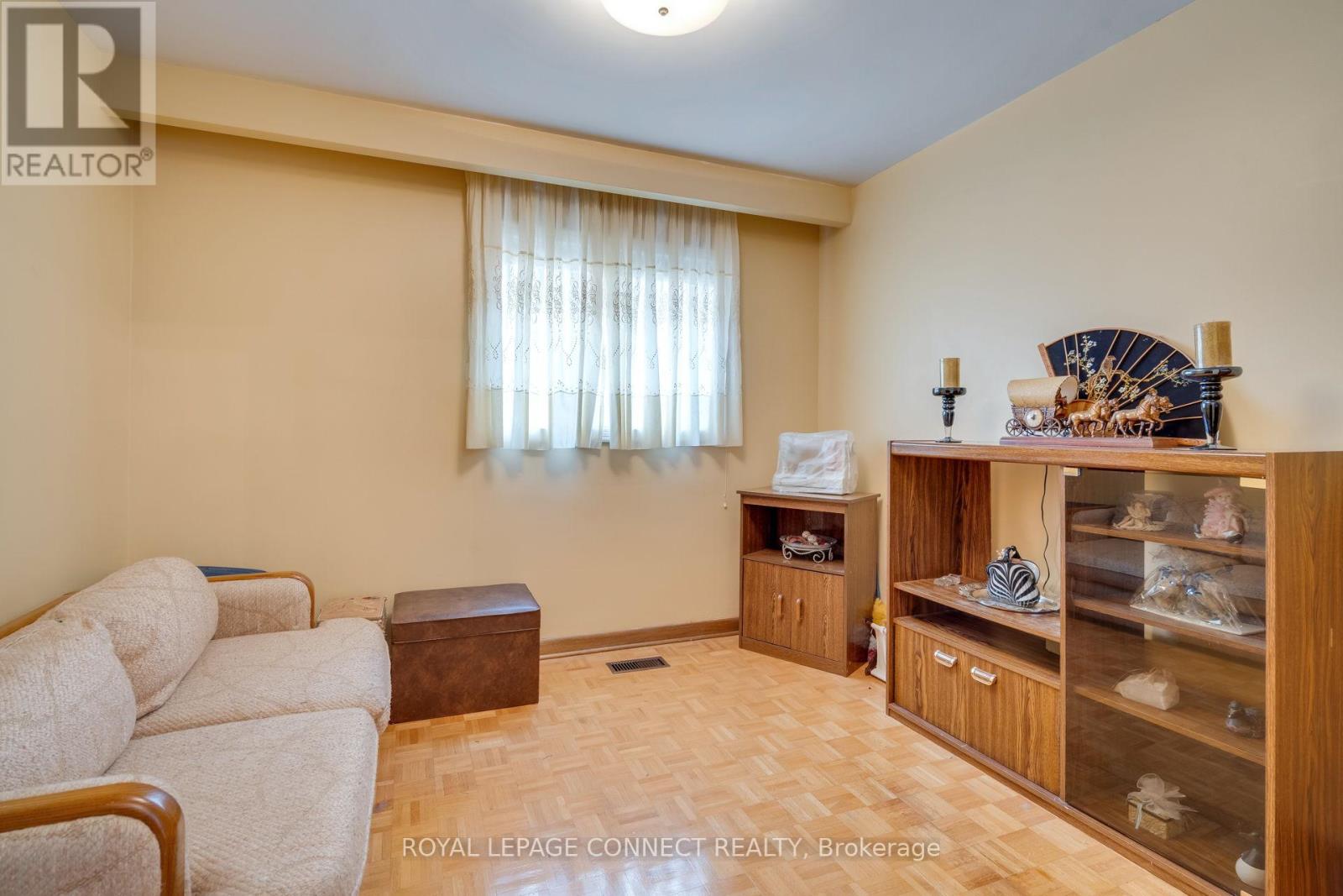17 Altair Avenue, Toronto, Ontario  M1W 2R1 - Photo 21 - E12377192