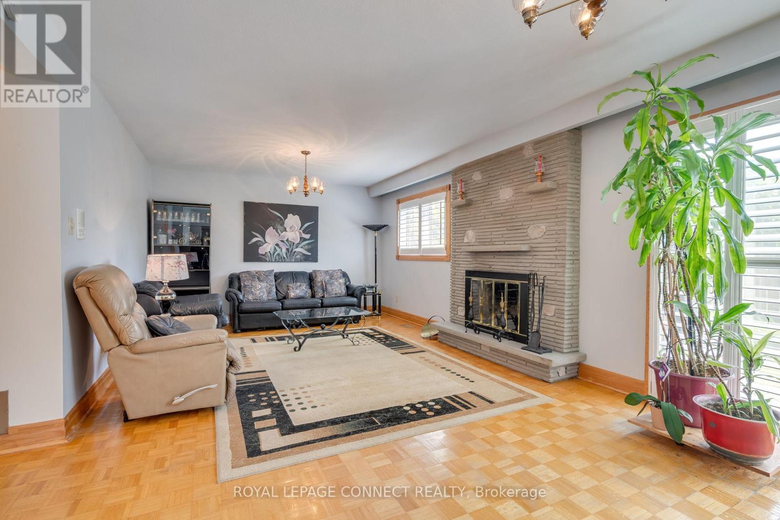 17 Altair Avenue, Toronto, Ontario  M1W 2R1 - Photo 9 - E12377192