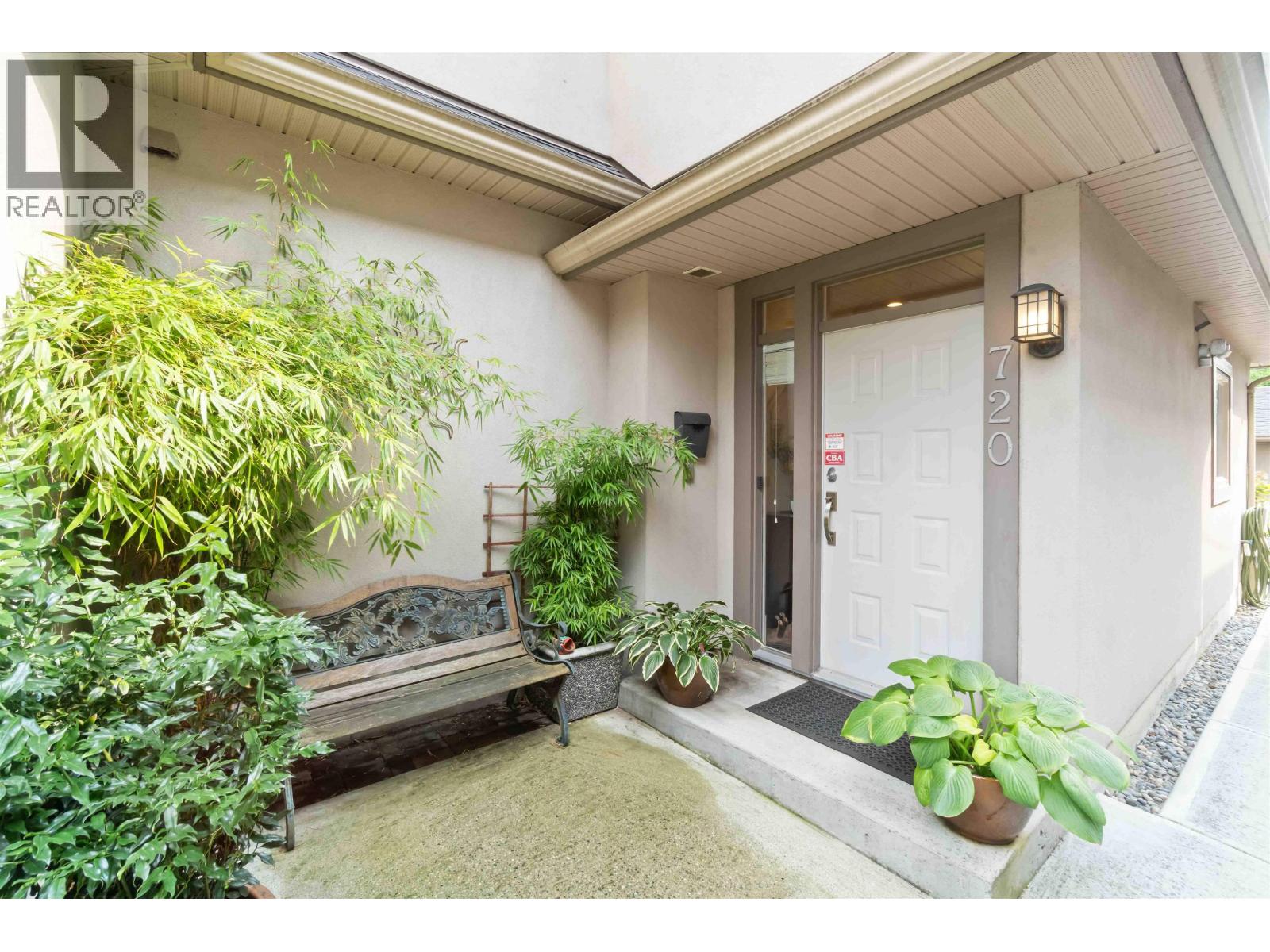 720 W 68th Avenue, Vancouver, British Columbia  V6P 2T9 - Photo 3 - R3043046