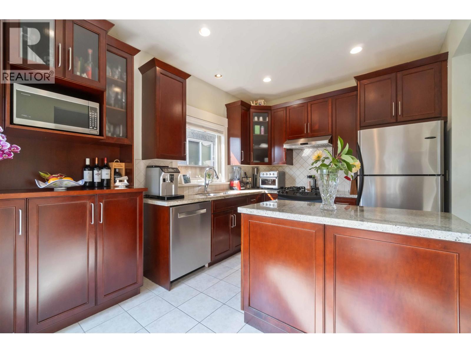 720 W 68th Avenue, Vancouver, British Columbia  V6P 2T9 - Photo 14 - R3043046