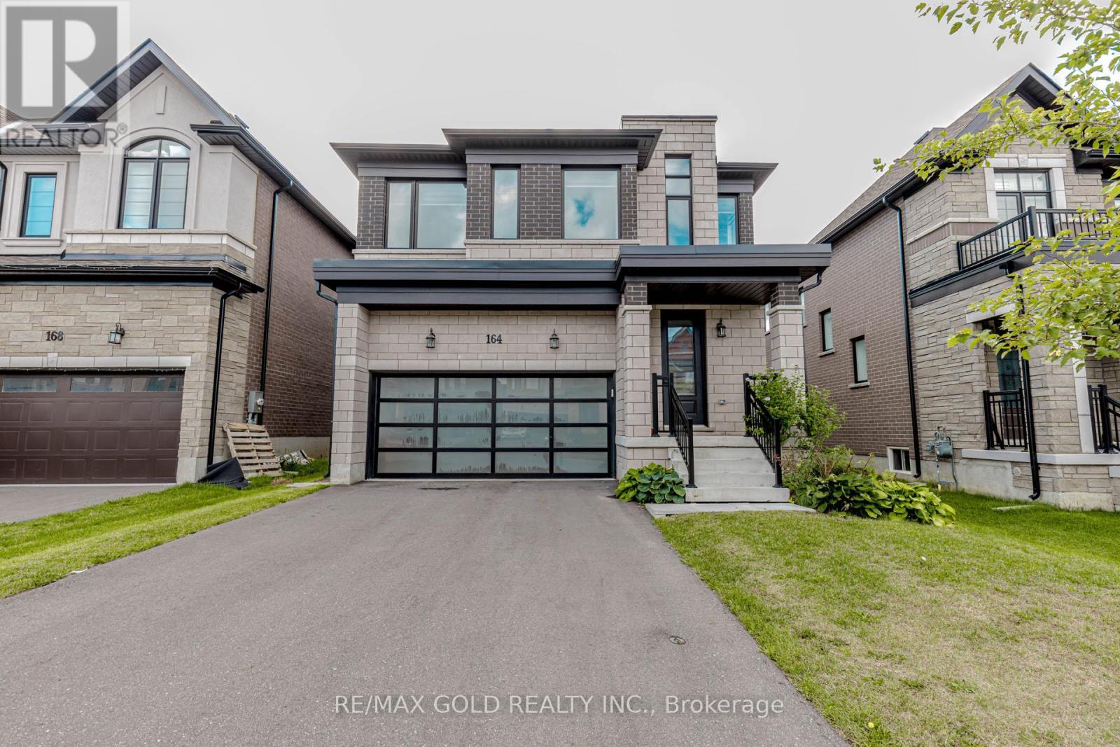 164 SILVERWOOD CRESCENT, Woodstock, Ontario