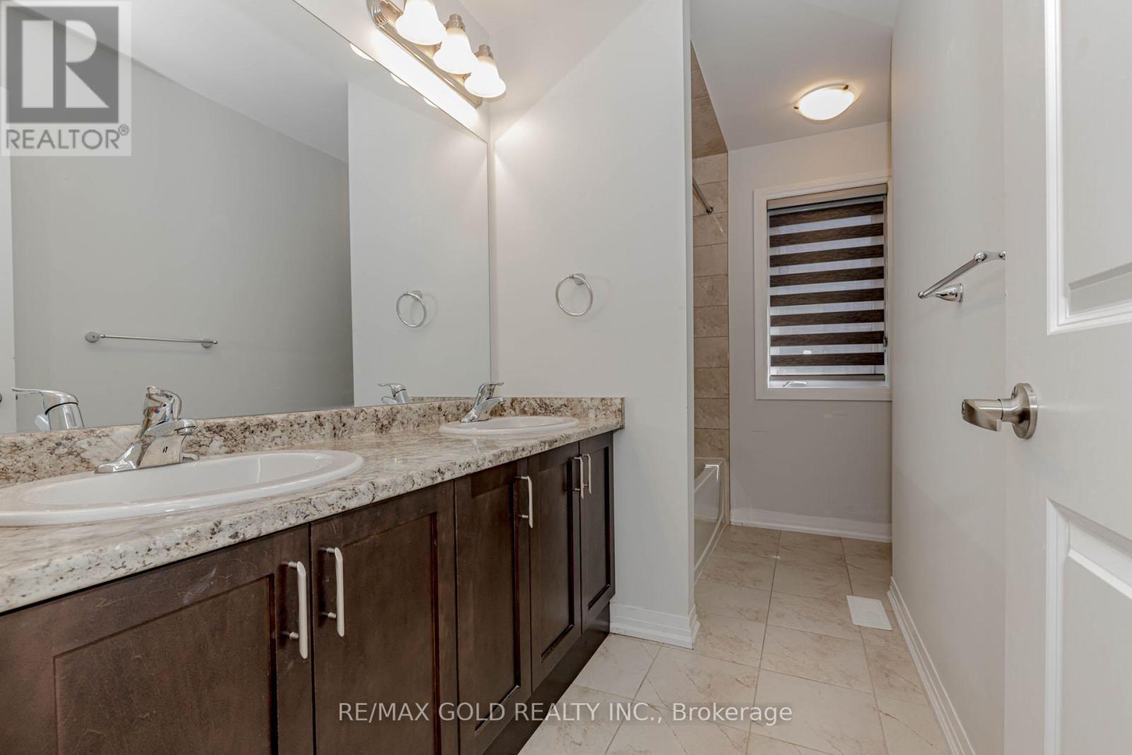 164 Silverwood Crescent, Woodstock, Ontario  N4T 0M6 - Photo 27 - X12377504
