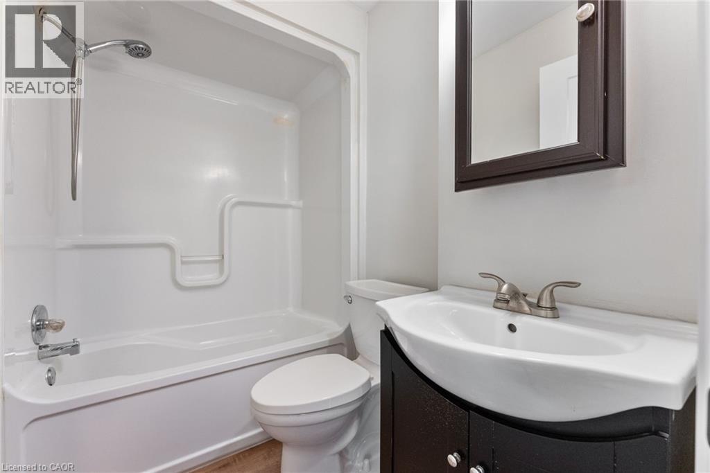 208 East Avenue N, Hamilton, Ontario  L8L 5J3 - Photo 29 - 40765829
