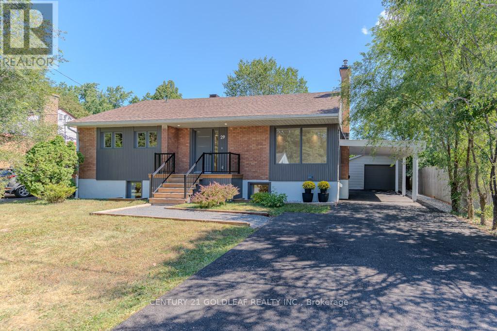 29 Crownhill Street, Ottawa, Ontario  K1J 7K3 - Photo 2 - X12379275