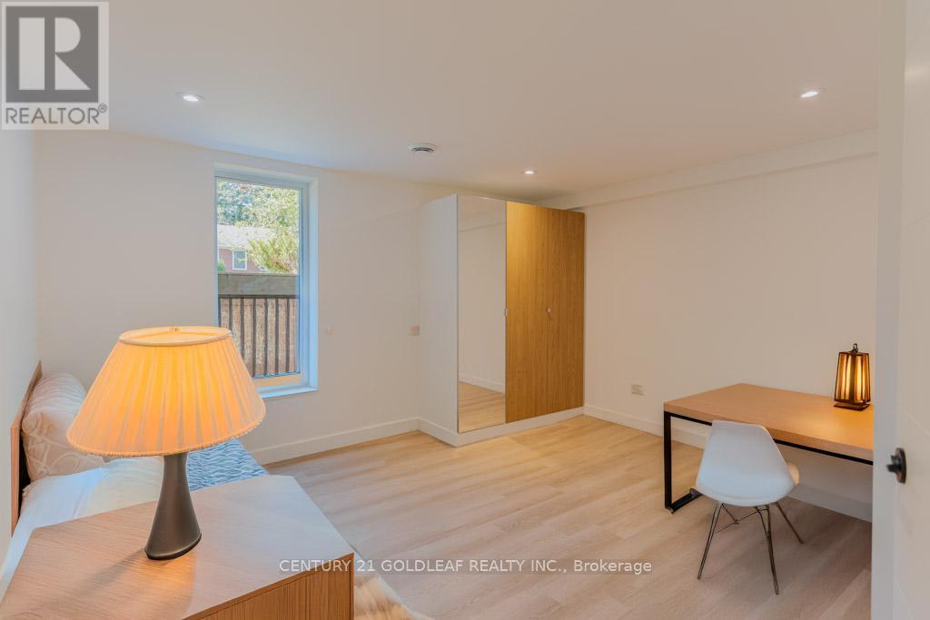 29 Crownhill Street, Ottawa, Ontario  K1J 7K3 - Photo 37 - X12379275