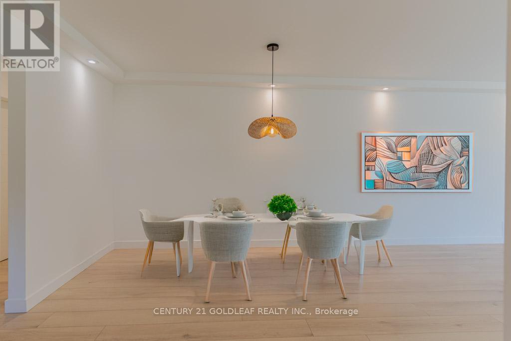 29 Crownhill Street, Ottawa, Ontario  K1J 7K3 - Photo 8 - X12379275