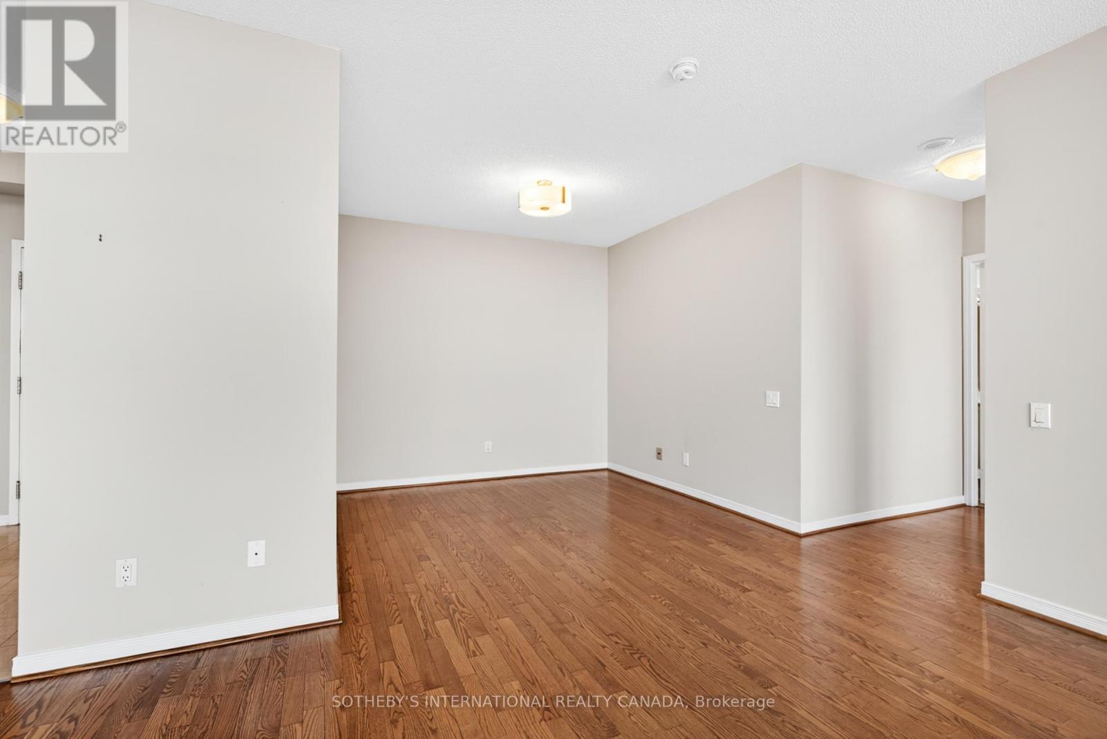 Ph101 - 8 Hillcrest Avenue, Toronto, Ontario  M2N 6Y6 - Photo 19 - C12378069