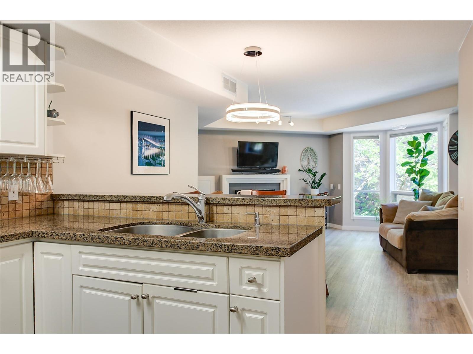 Photo 14 at 980 Dilworth Drive 111, Dilworth Mountain, Kelowna Photo 14 at 980 Dilworth Drive 111, Dilworth Mountain, Kelowna