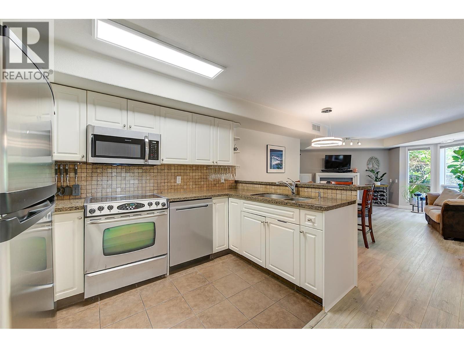 Photo 7 at 980 Dilworth Drive 111, Dilworth Mountain, Kelowna Photo 7 at 980 Dilworth Drive 111, Dilworth Mountain, Kelowna