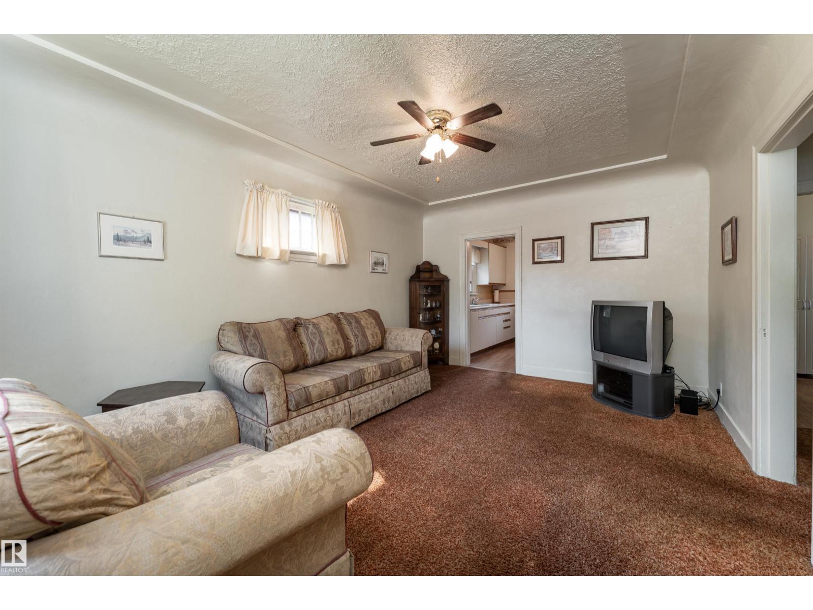 11438 65 St Nw, Edmonton, Alberta  T5W 4K8 - Photo 4 - E4455914