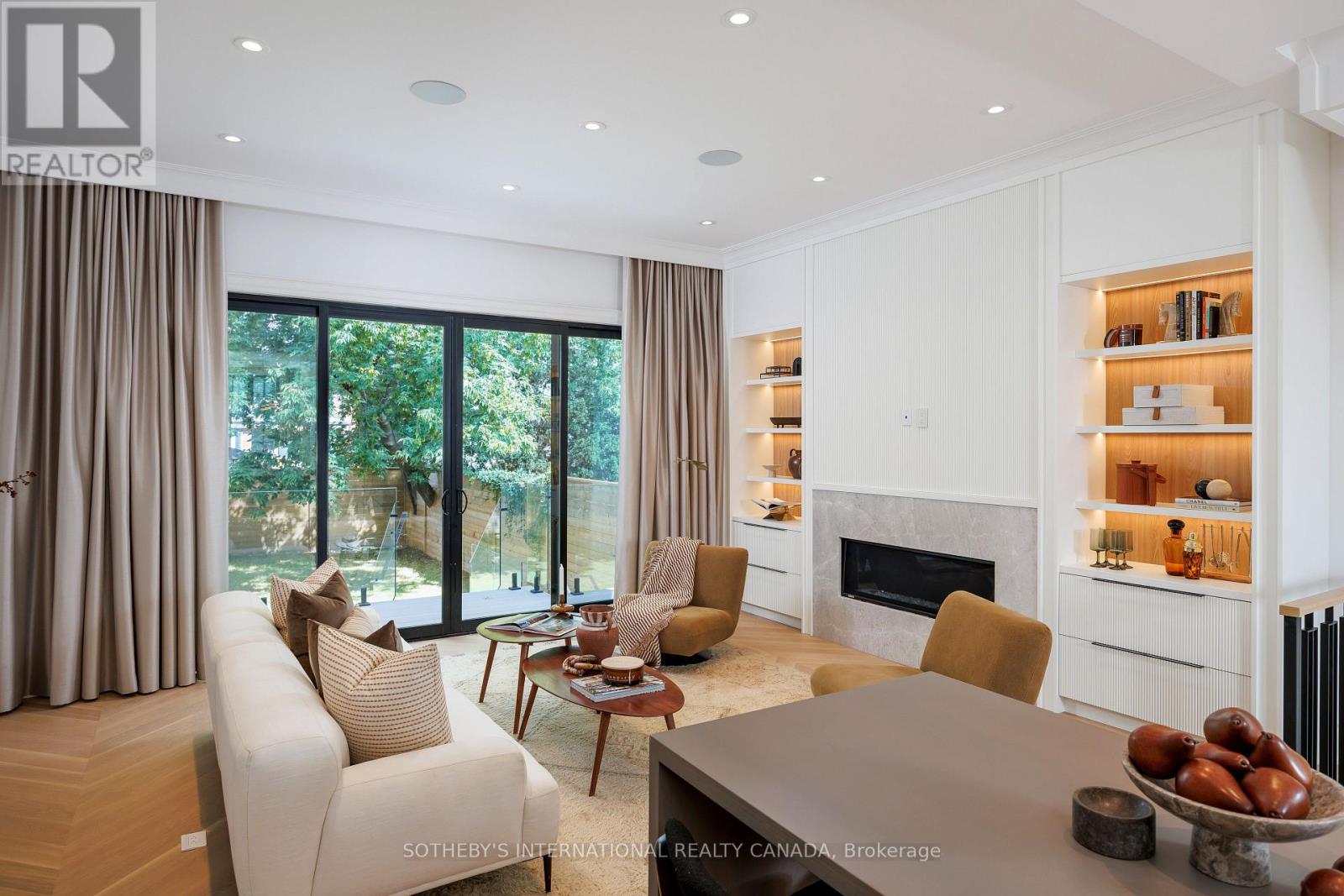 70 Gormley Avenue, Toronto, Ontario  M4V 1Z1 - Photo 16 - C12379229