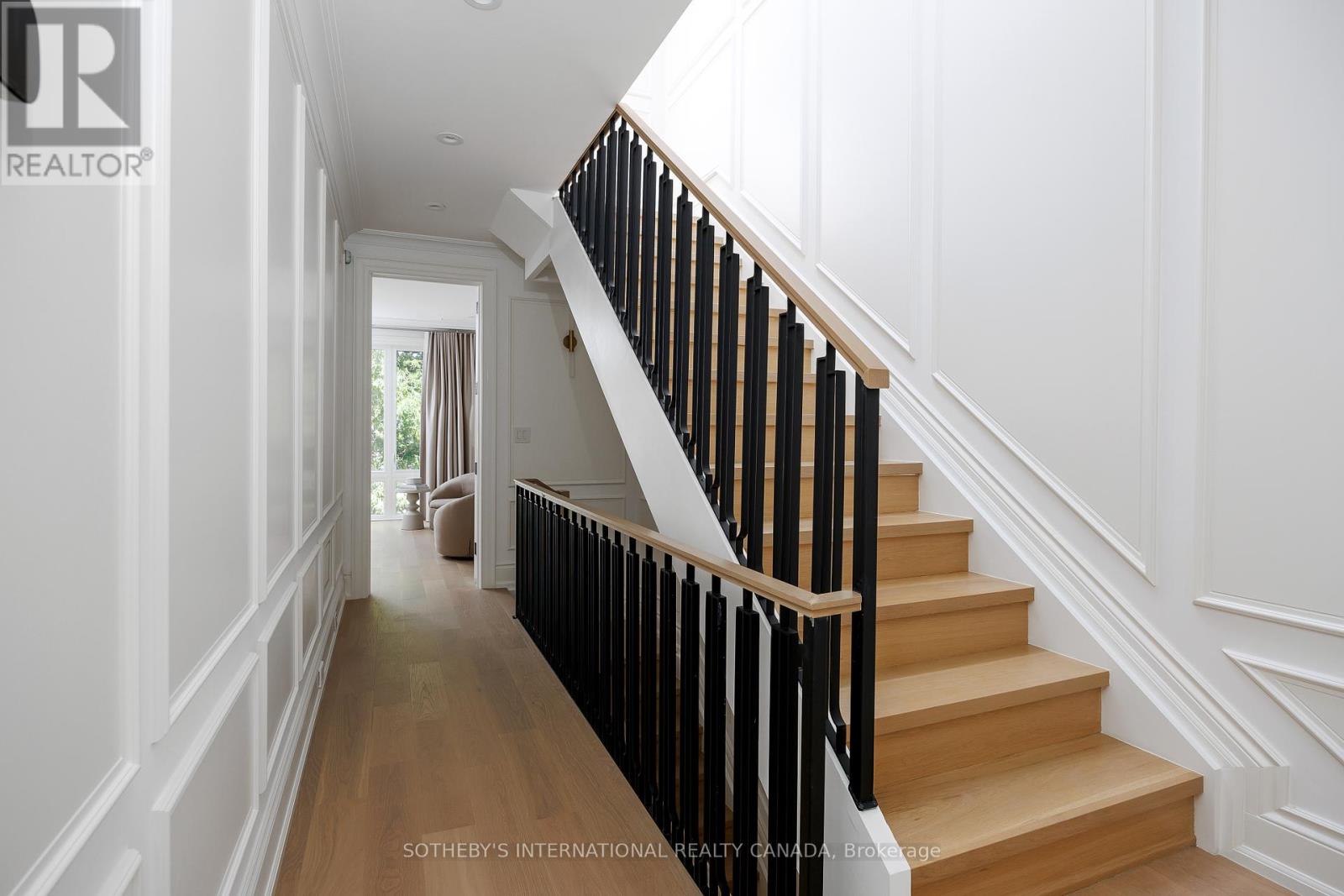 70 Gormley Avenue, Toronto, Ontario  M4V 1Z1 - Photo 34 - C12379229