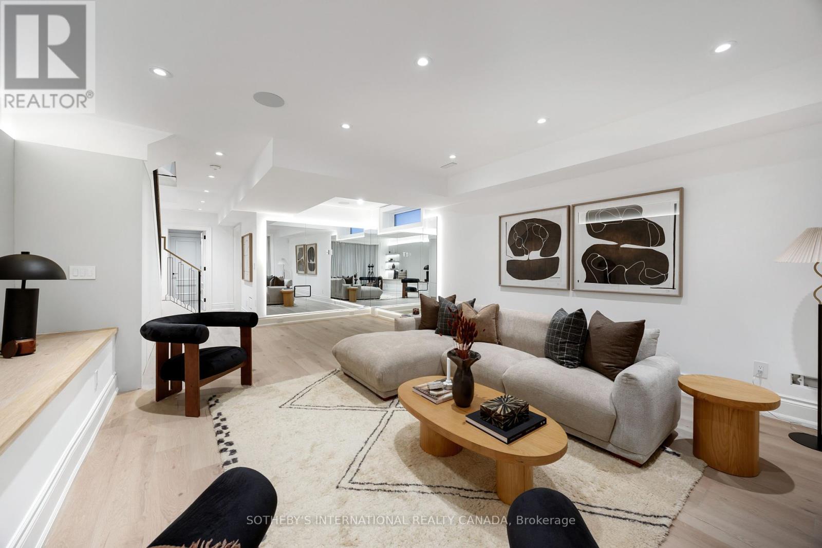 70 Gormley Avenue, Toronto, Ontario  M4V 1Z1 - Photo 42 - C12379229