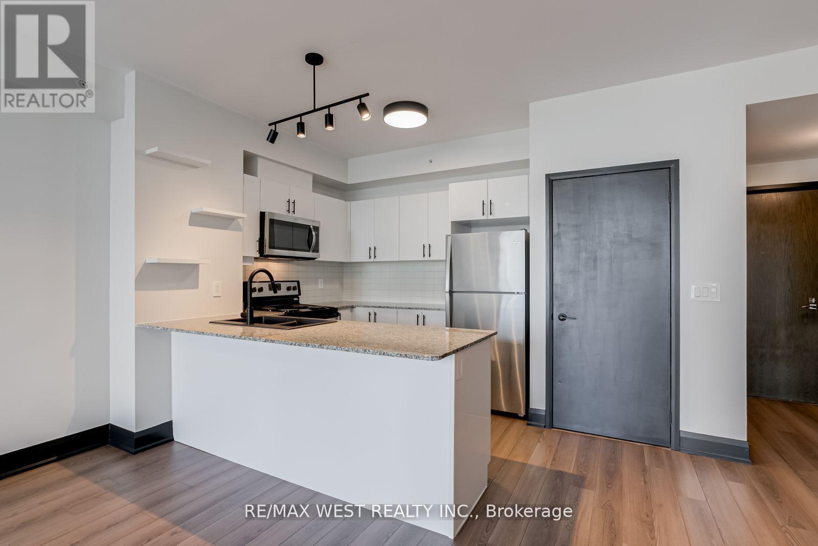 606 - 2900 Highway 7 Road, Vaughan, Ontario  L4K 0G3 - Photo 6 - N12379247