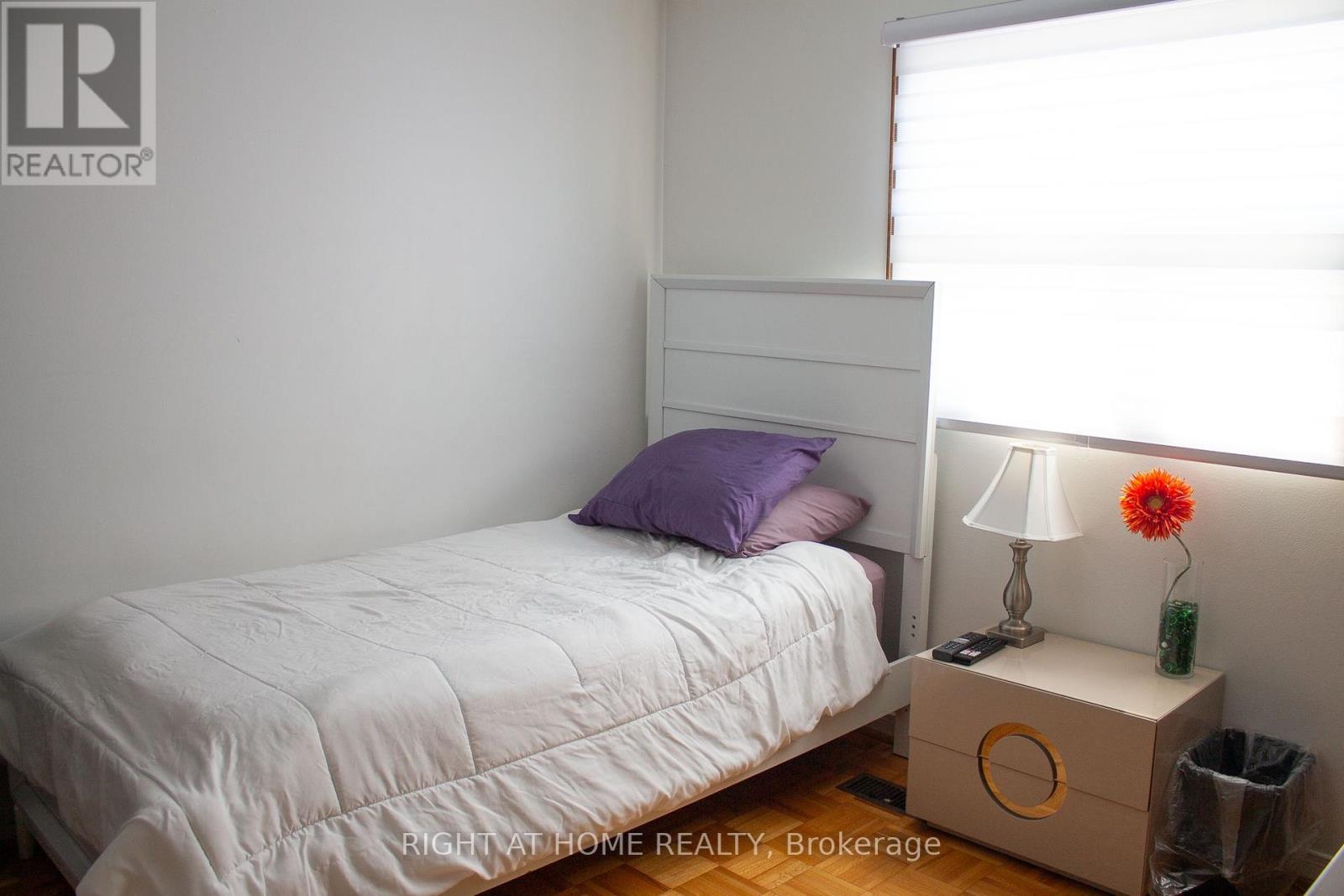 8 Terra Road W, Vaughan, Ontario L4L 3J5 - Photo 20 - N12379267