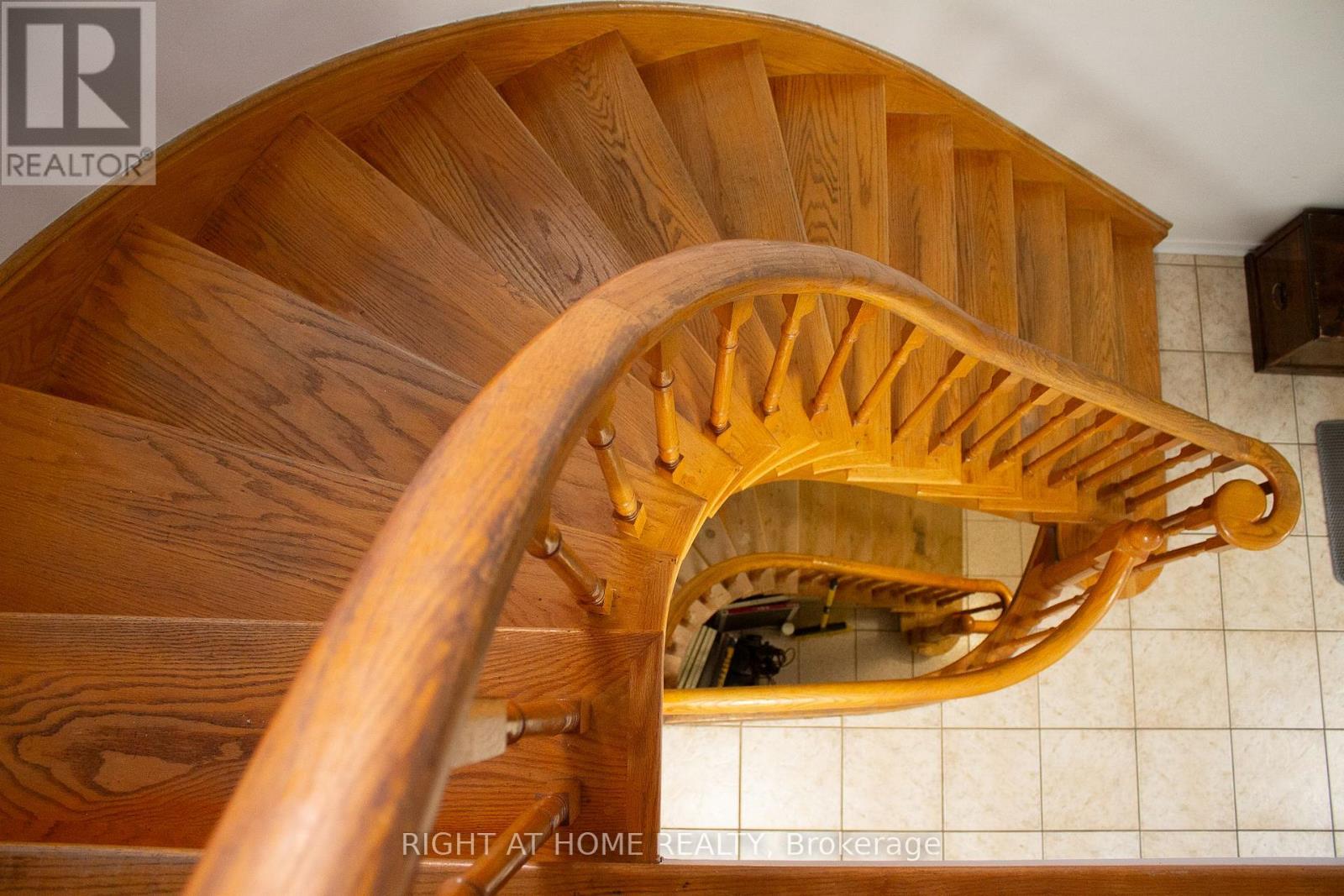 8 Terra Road W, Vaughan, Ontario L4L 3J5 - Photo 27 - N12379267