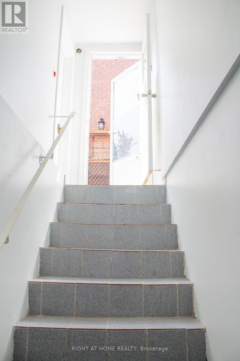 8 Terra Road W, Vaughan, Ontario L4L 3J5 - Photo 32 - N12379267