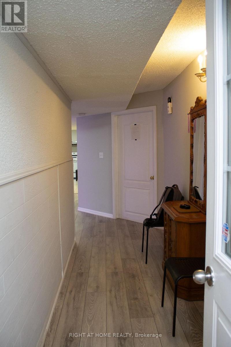 8 Terra Road W, Vaughan, Ontario L4L 3J5 - Photo 33 - N12379267