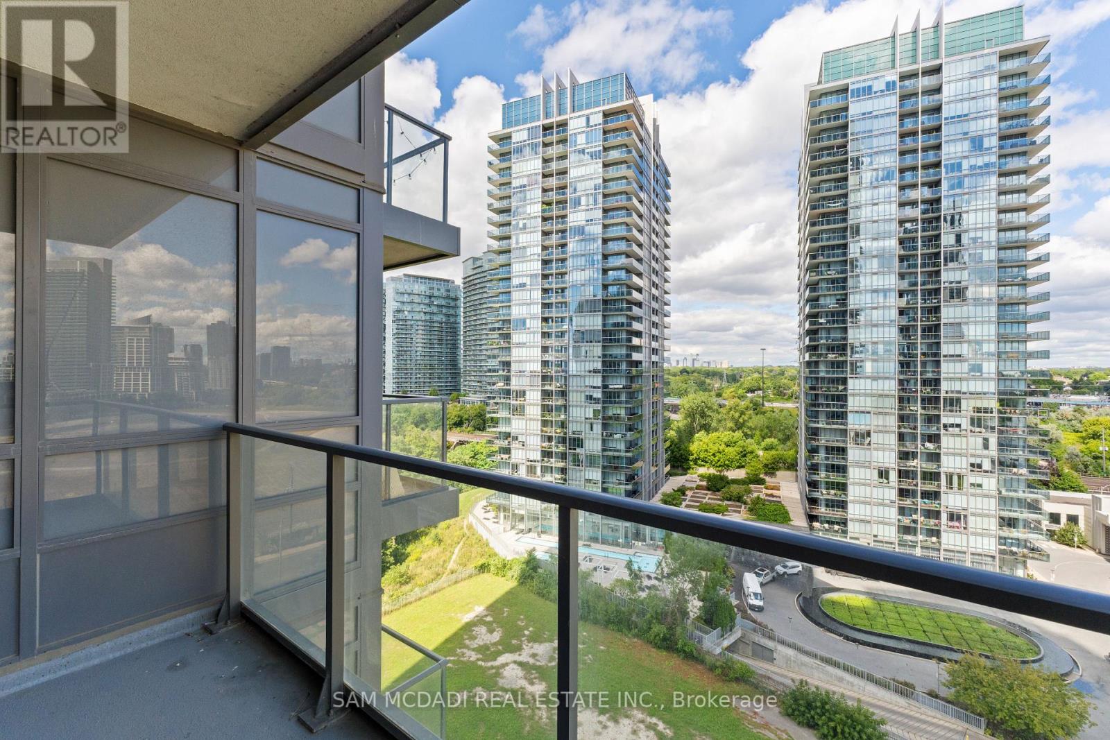 1109 - 36 Park Lawn Road, Toronto, Ontario  M8Y 0E5 - Photo 16 - W12379276