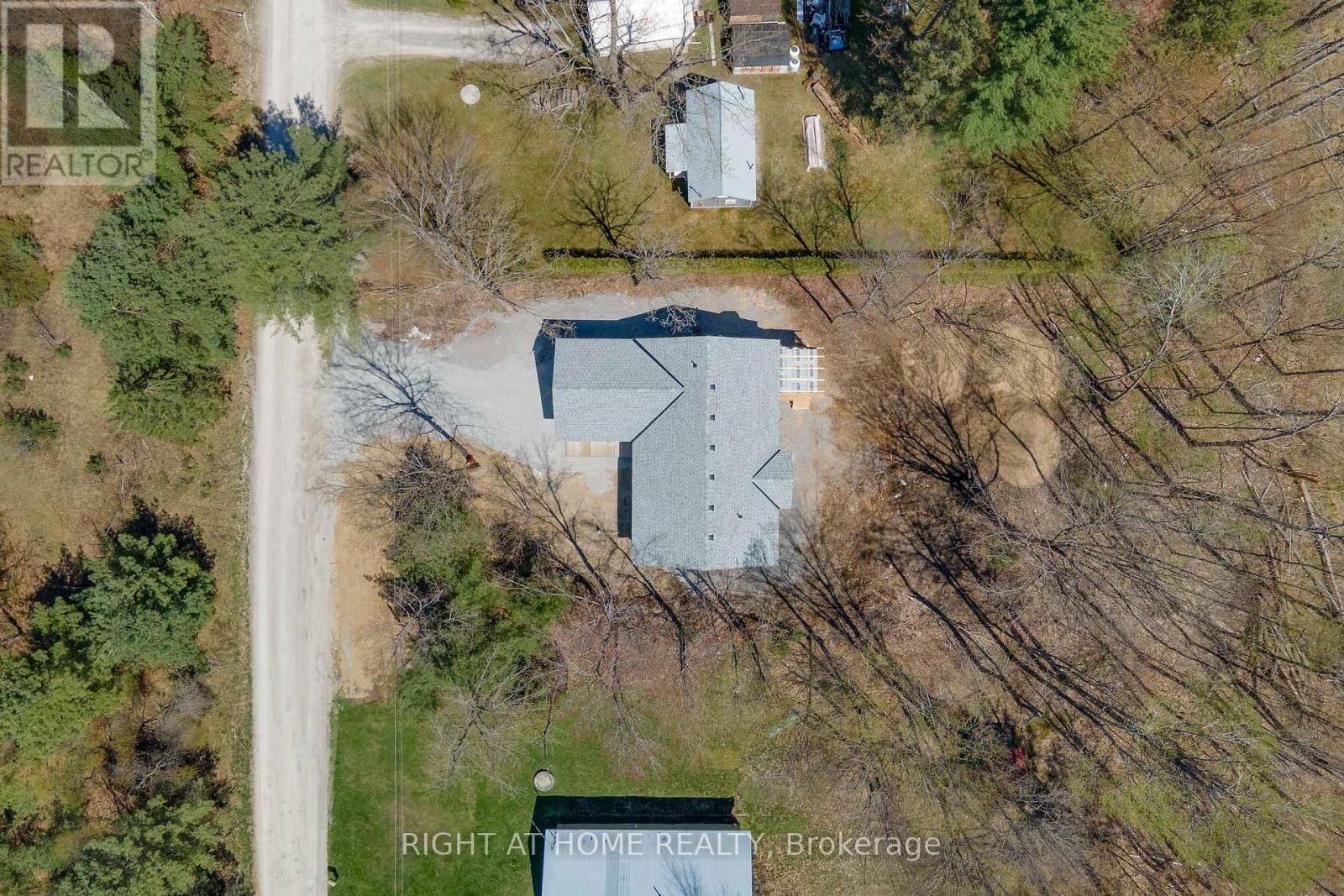 26 Mcleish Drive, Kawartha Lakes (Dalton), Ontario  L0K 1W0 - Photo 31 - X12379230