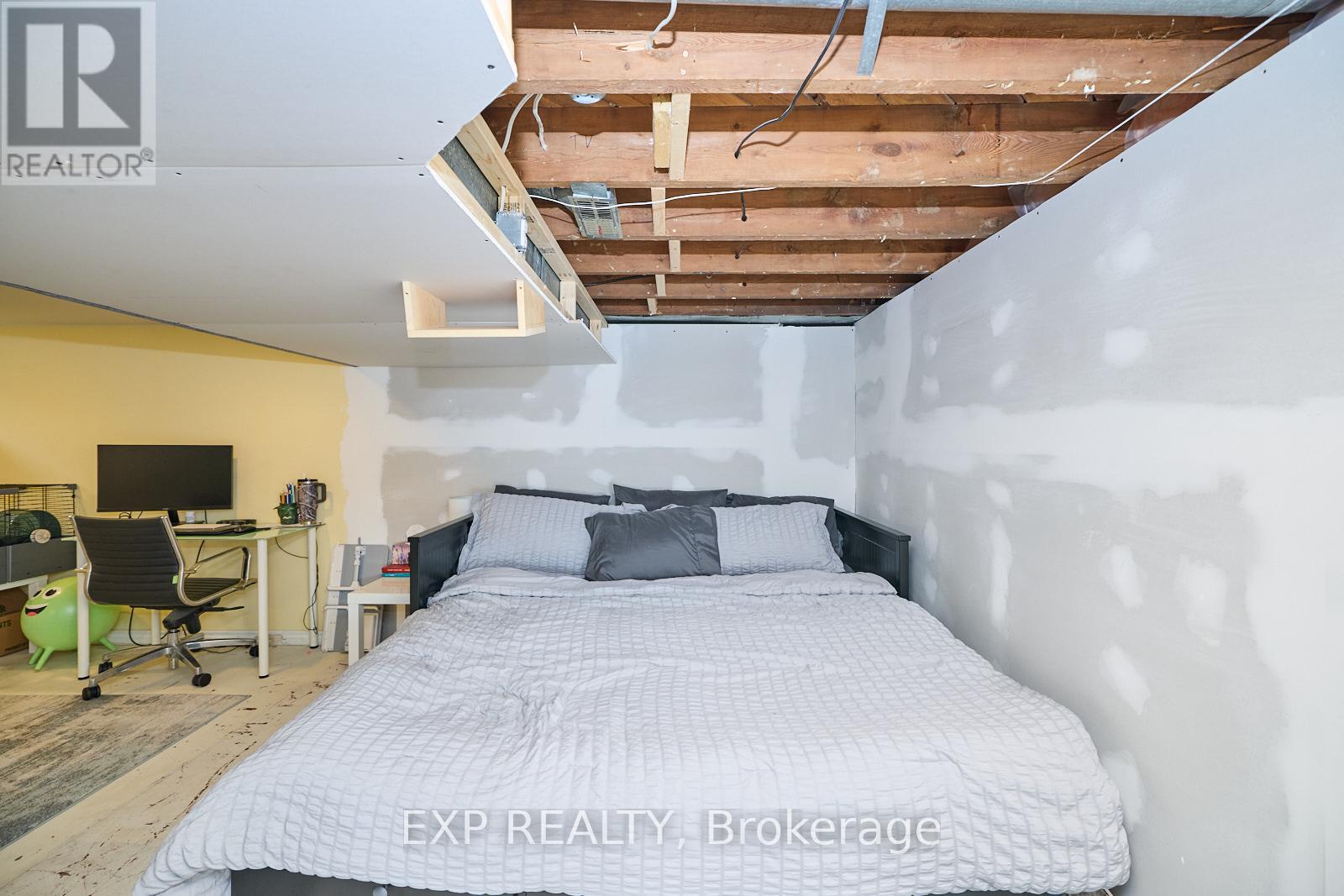 42 Louth Street, St. Catharines (Western Hill), Ontario  L2S 2T4 - Photo 26 - X12379256