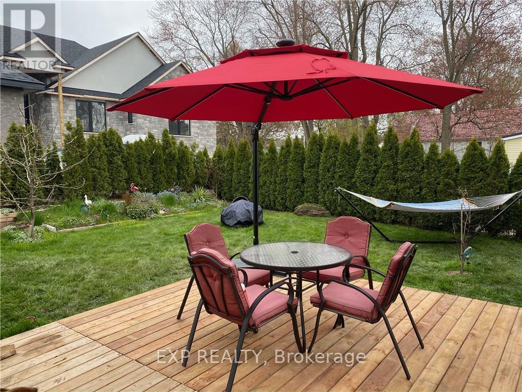 42 Louth Street, St. Catharines (Western Hill), Ontario  L2S 2T4 - Photo 28 - X12379256