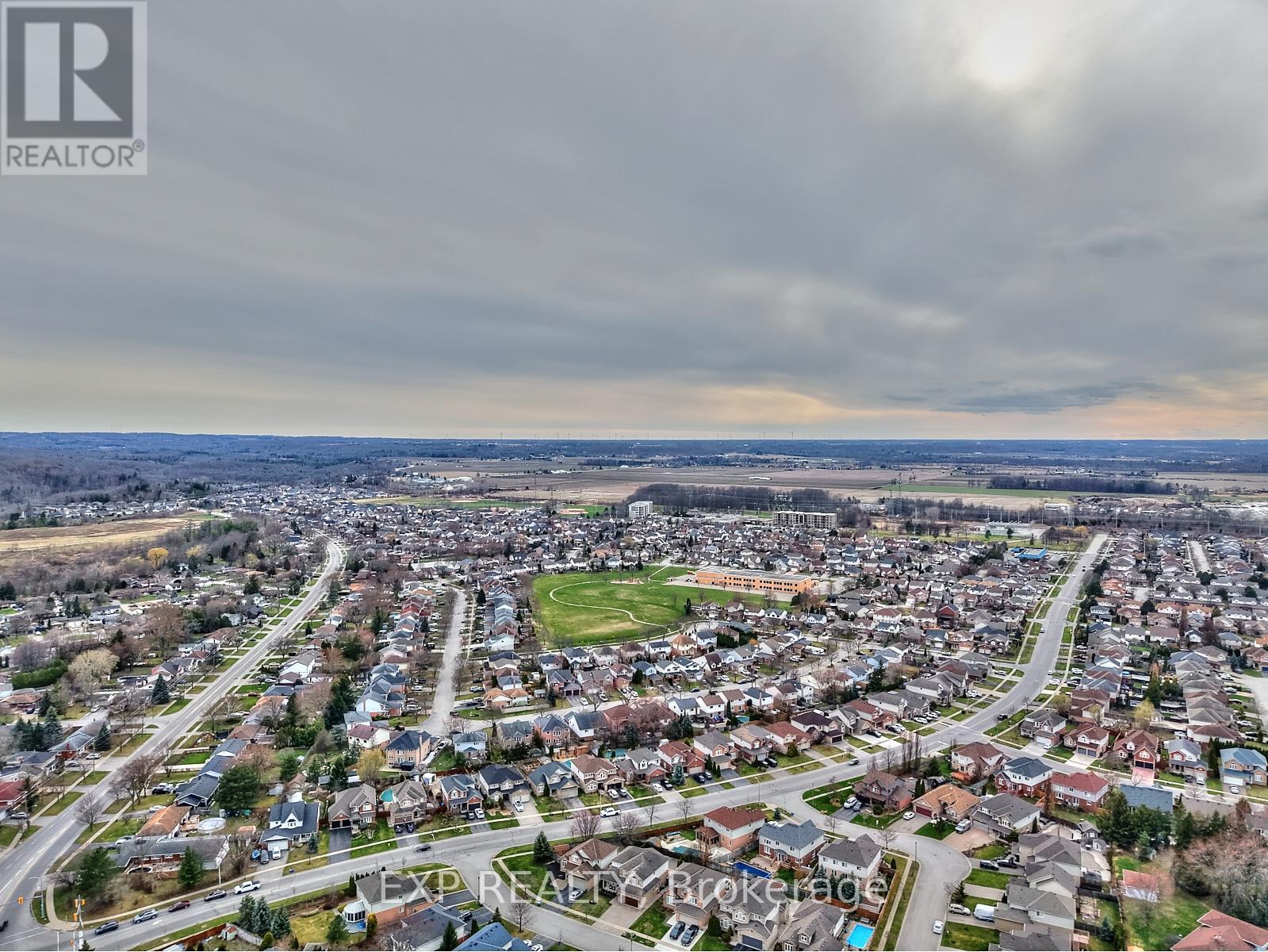 42 Louth Street, St. Catharines (Western Hill), Ontario  L2S 2T4 - Photo 37 - X12379256