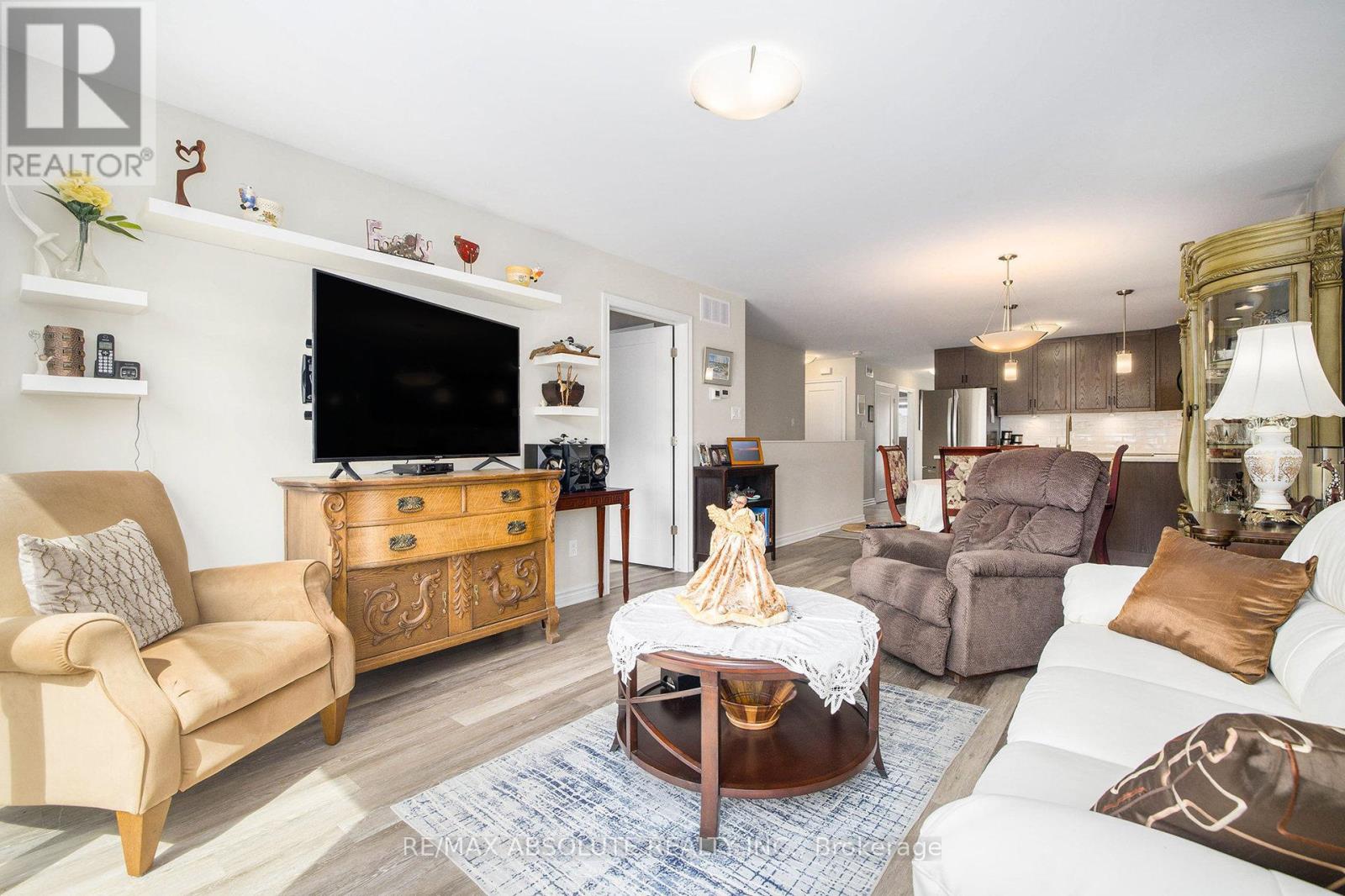 2 Morgan Clouthier Way, Arnprior, Ontario  K7S 0H9 - Photo 4 - X12379280