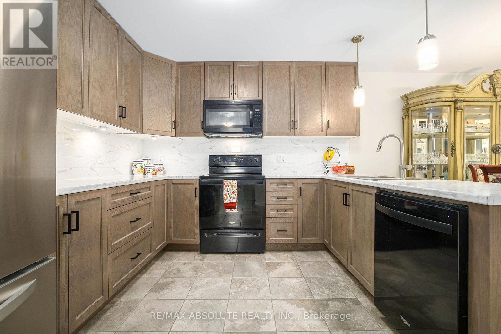 2 Morgan Clouthier Way, Arnprior, Ontario  K7S 0H9 - Photo 9 - X12379280