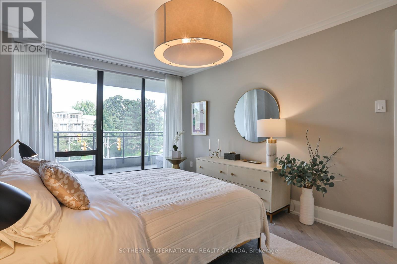 301 - 235 St Clair Avenue W, Toronto, Ontario  M4V 1R4 - Photo 24 - C12379273