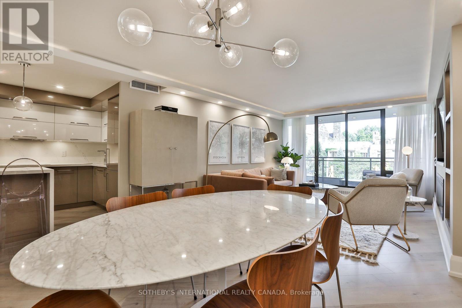 301 - 235 St Clair Avenue W, Toronto, Ontario  M4V 1R4 - Photo 5 - C12379273