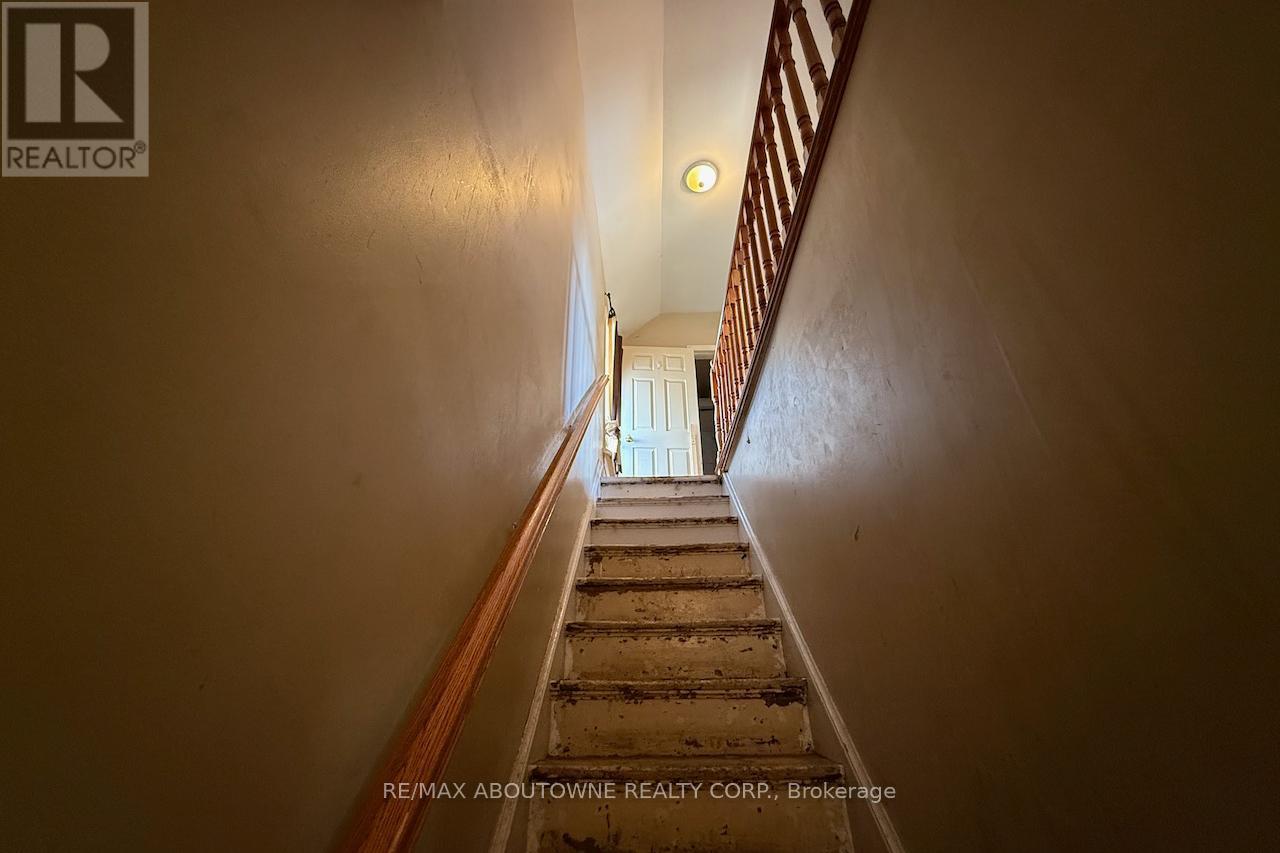 214 Burlington Street E, Hamilton, Ontario  L8L 4H1 - Photo 21 - X12288838