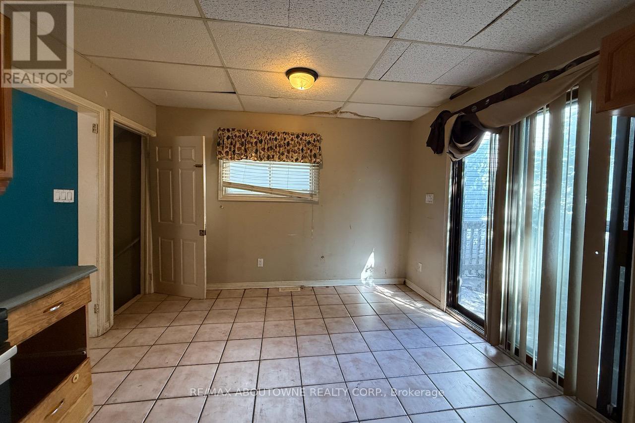214 Burlington Street E, Hamilton, Ontario  L8L 4H1 - Photo 9 - X12288838