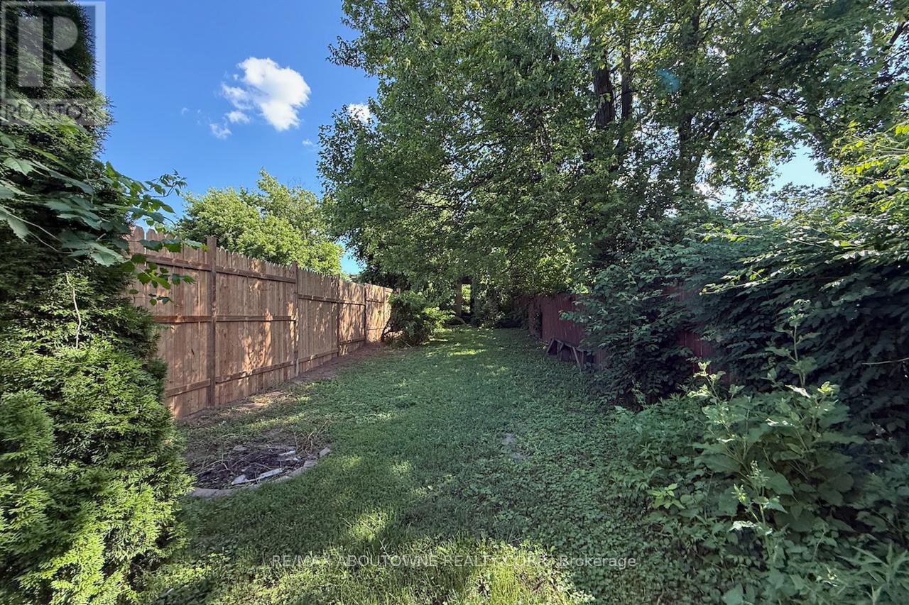 214 Burlington Street E, Hamilton, Ontario  L8L 4H1 - Photo 33 - X12288838
