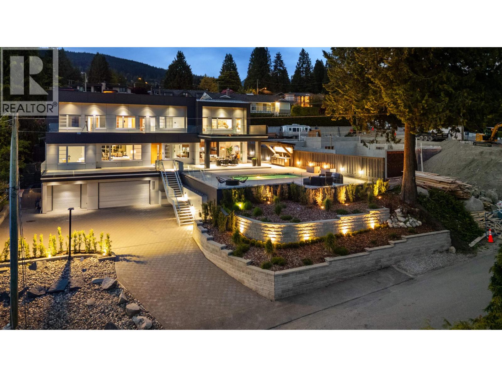 Property at 1265 QUEENS AVENUE image 1