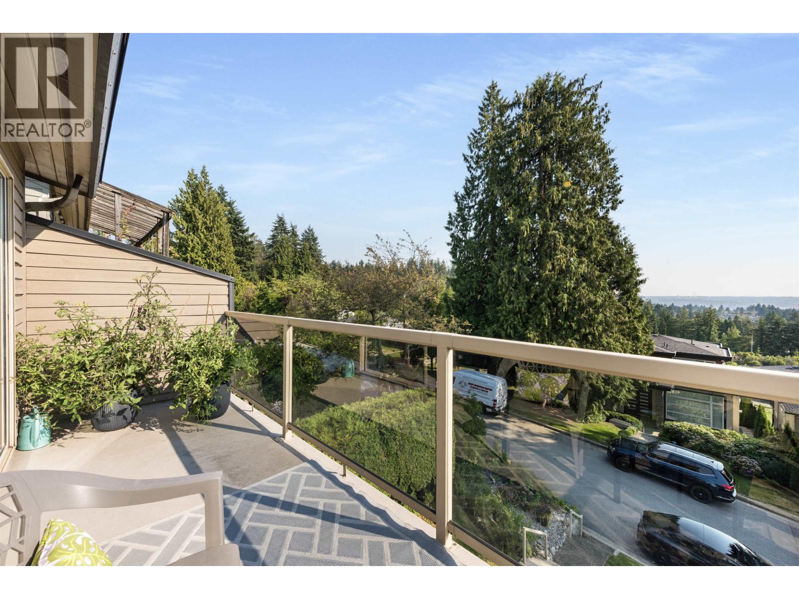 342 E 26th Street, North Vancouver, British Columbia  V7N 1B1 - Photo 25 - R3041890