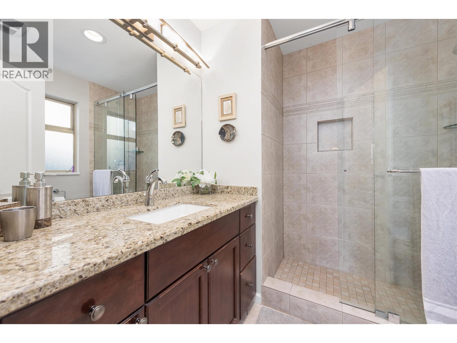 342 E 26th Street, North Vancouver, British Columbia  V7N 1B1 - Photo 23 - R3041890