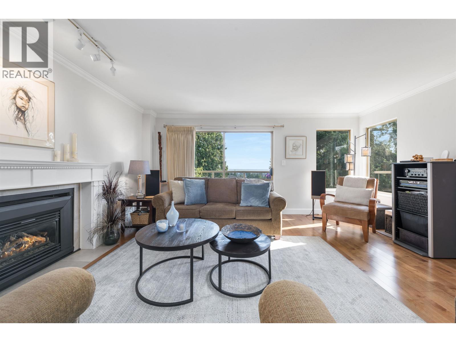 342 E 26th Street, North Vancouver, British Columbia  V7N 1B1 - Photo 4 - R3041890