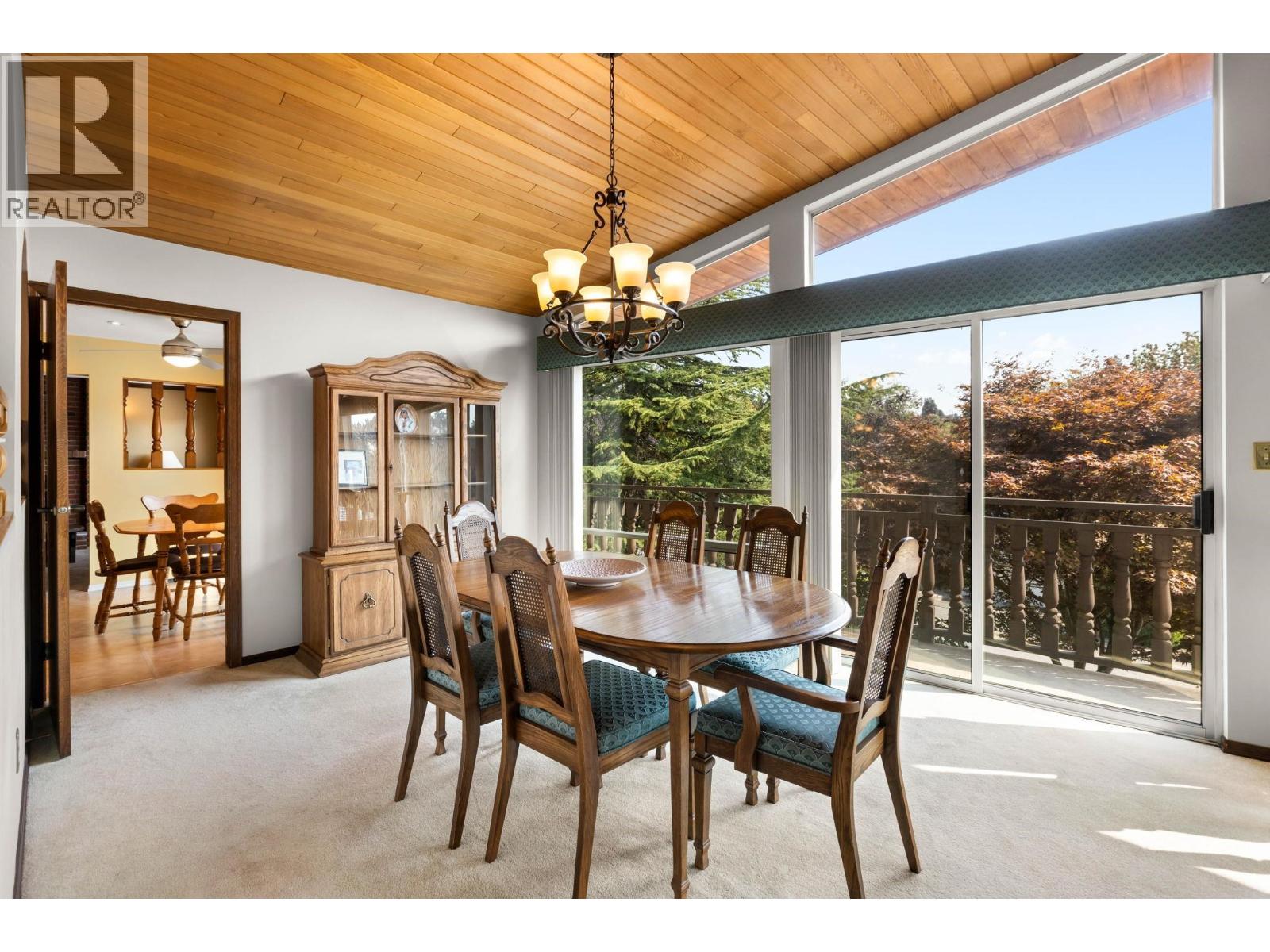 5470 Braelawn Drive, Burnaby, British Columbia  V5B 4R7 - Photo 8 - R3043418