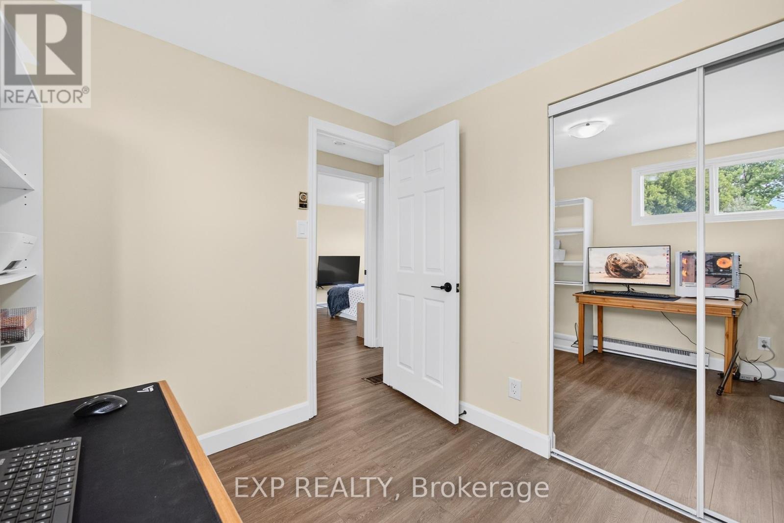 720 Parkview Crescent, Cambridge, Ontario  N3H 4X9 - Photo 22 - X12369404
