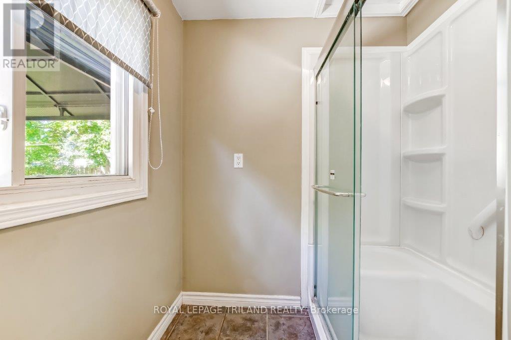 286 King Street S, Thames Centre, Ontario  N0M 2P0 - Photo 21 - X12318475