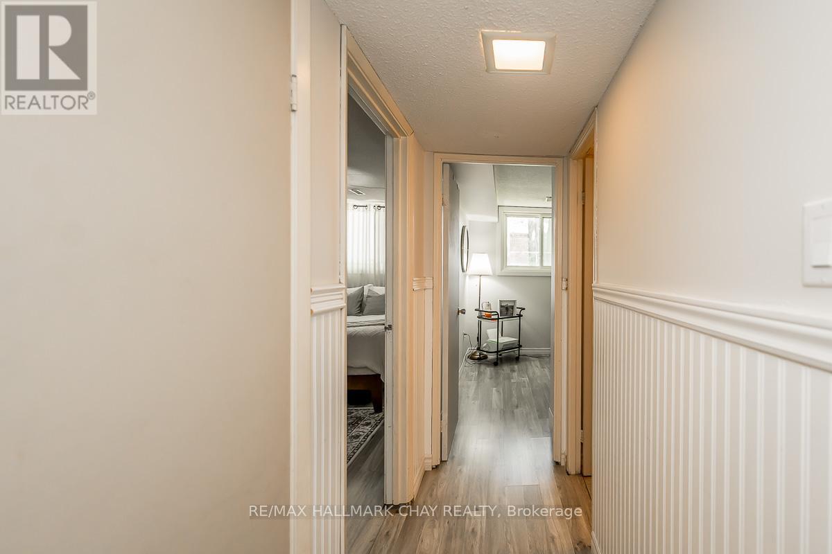 29 Shaw Crescent, Barrie (Letitia Heights), Ontario  L4N 4Z3 - Photo 25 - S12379298