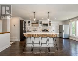 29 Shaw Crescent, Barrie (Letitia Heights), Ca