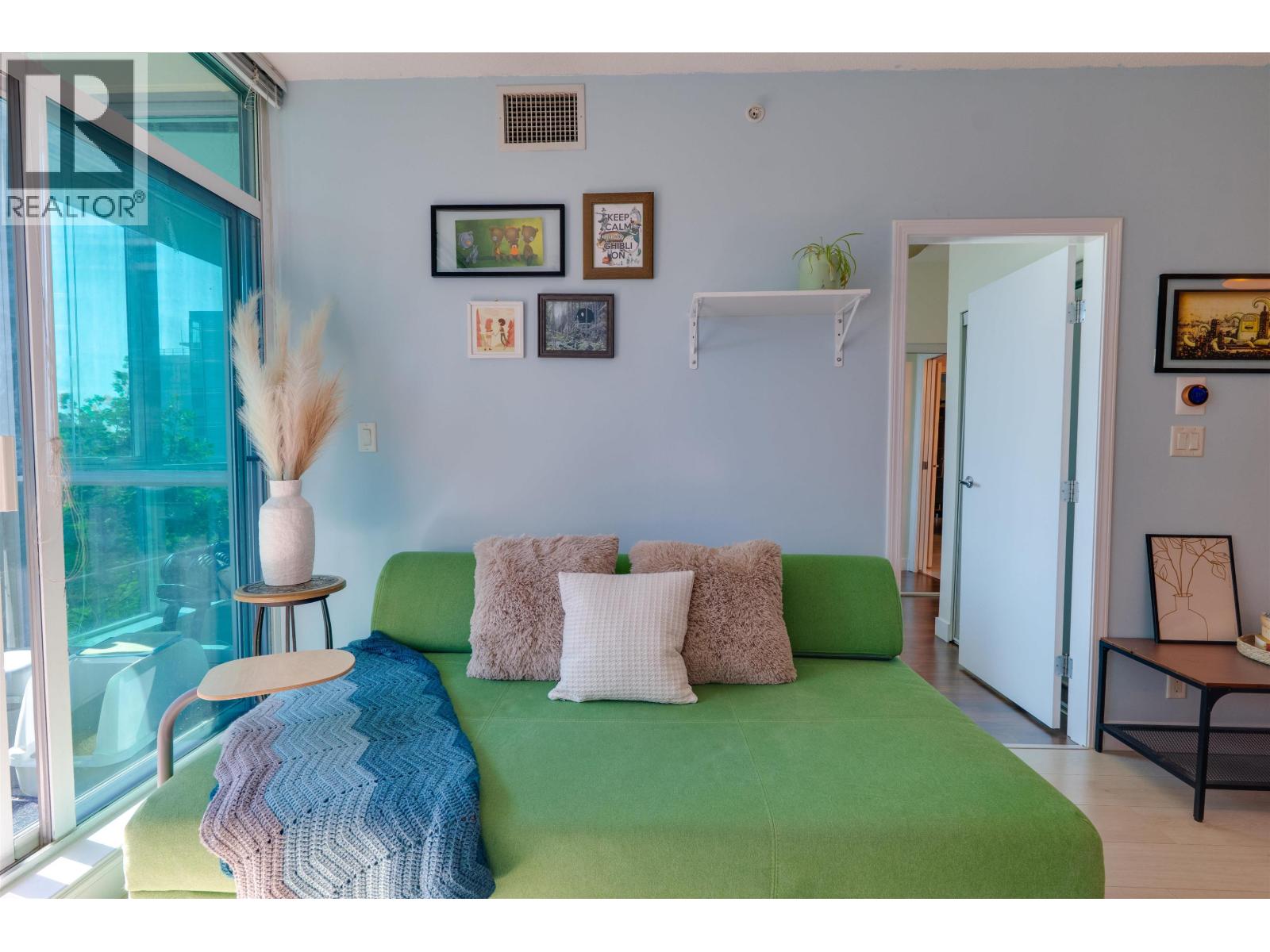 508 168 E Esplanade, North Vancouver, British Columbia  V7L 4X8 - Photo 5 - R3042924