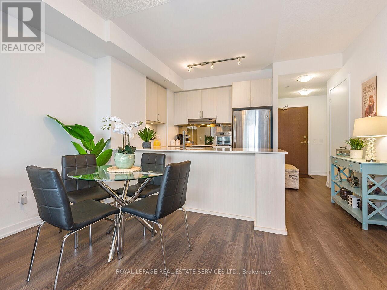 1807 - 2560 Eglinton Avenue W, Mississauga, Ontario  L5M 0Y3 - Photo 8 - W12379286