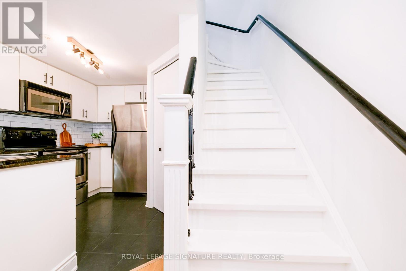 1602 - 28 Laidlaw Street, Toronto, Ontario  M6K 1X2 - Photo 13 - W12379292