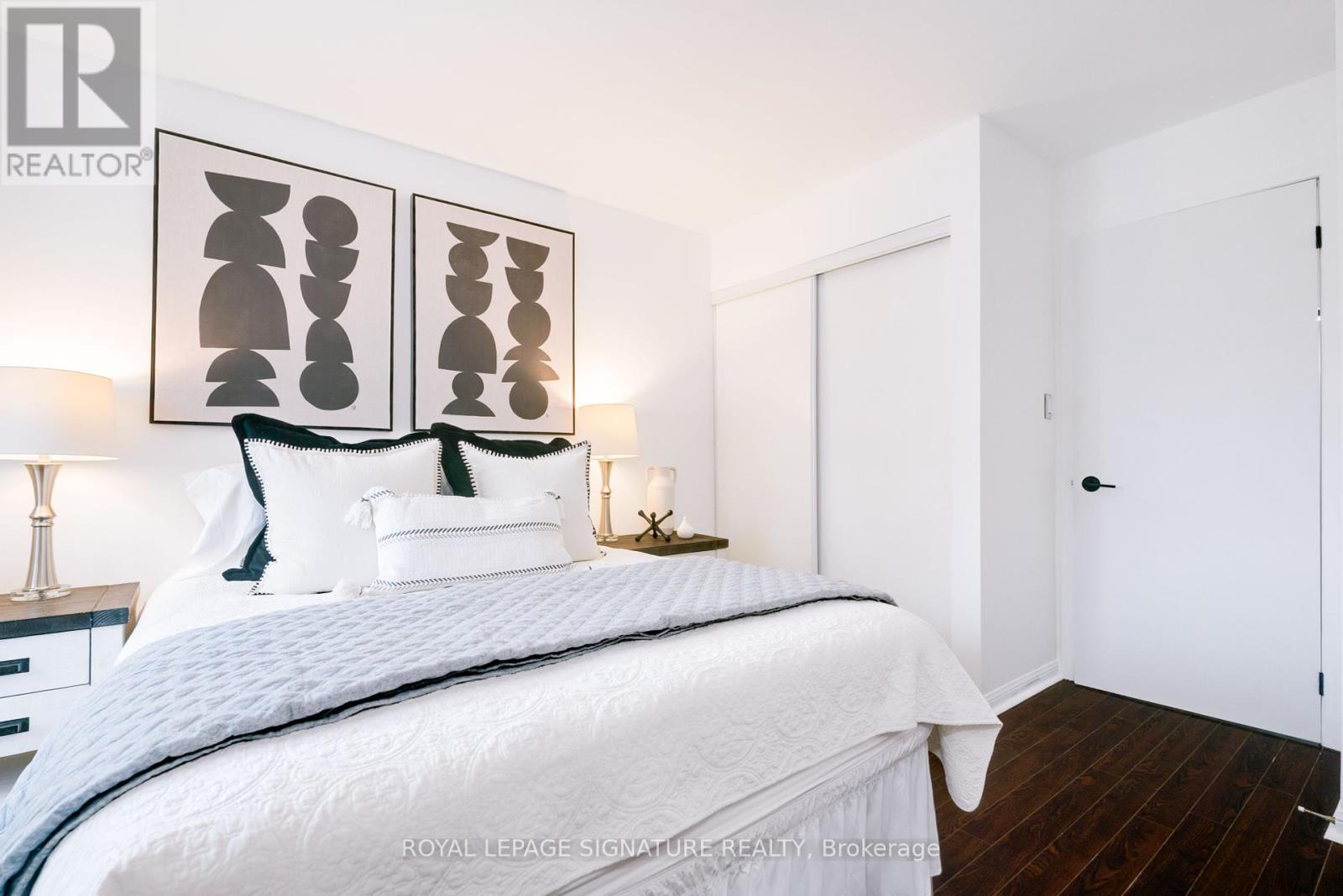 1602 - 28 Laidlaw Street, Toronto, Ontario  M6K 1X2 - Photo 20 - W12379292
