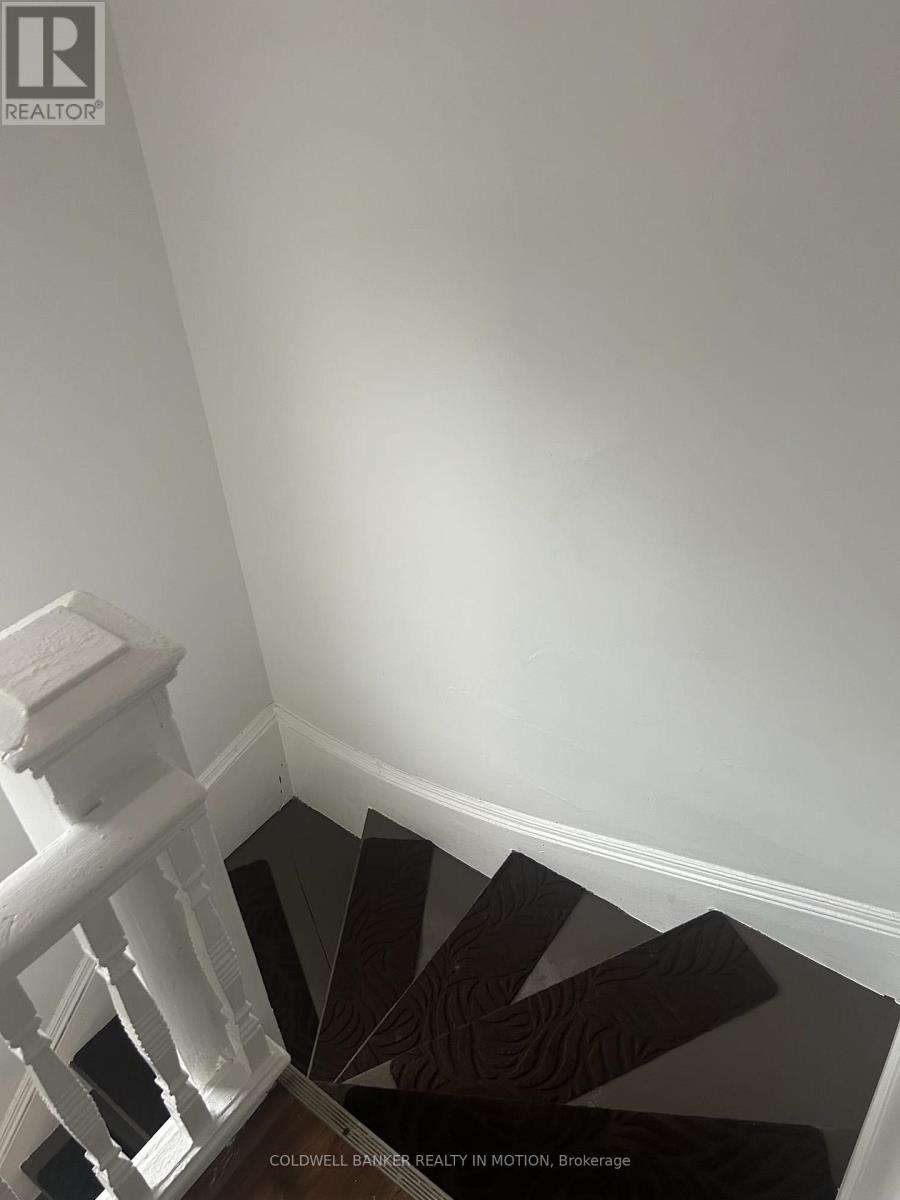 Upper Level - 89 Garner Avenue, Welland, Ontario  L3B 2X8 - Photo 10 - X12379287